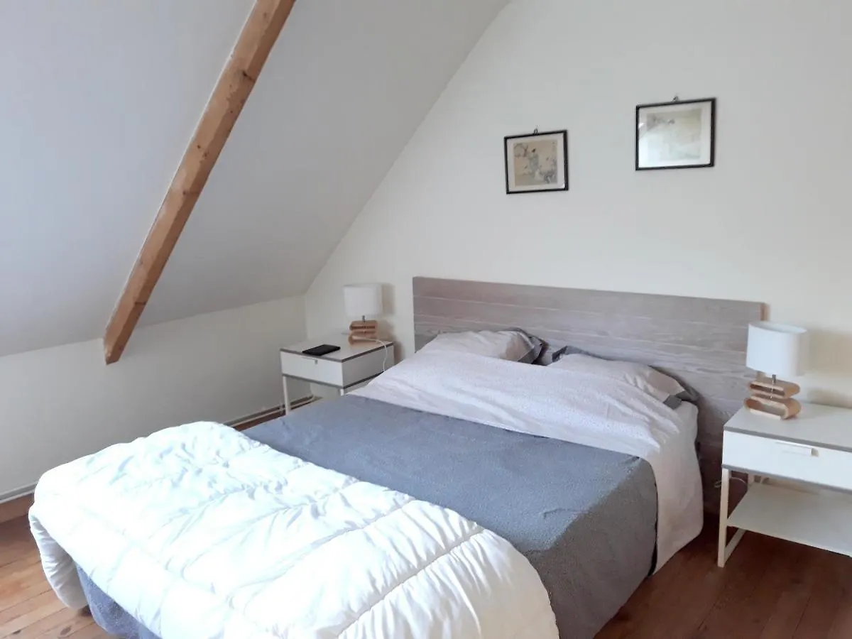 Holiday home Maison Accueillante A Plehedel Avec Jardin Et Parking Prive